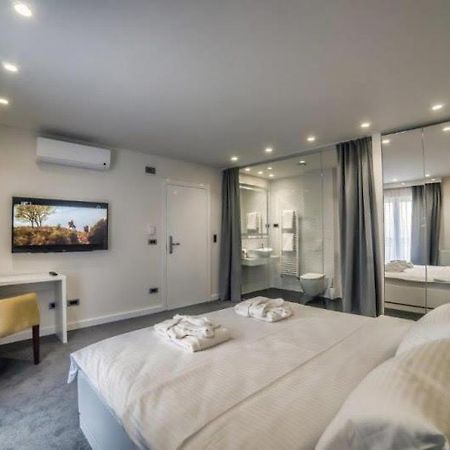Forty Two Rooms Загреб Экстерьер фото